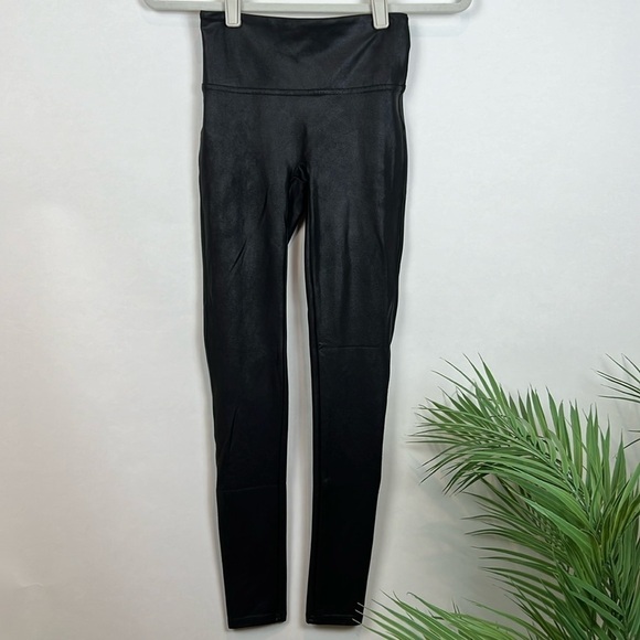 Spanx Faux Leather Leggings Size Small Metallic Black Pants - Picture 3 of 8